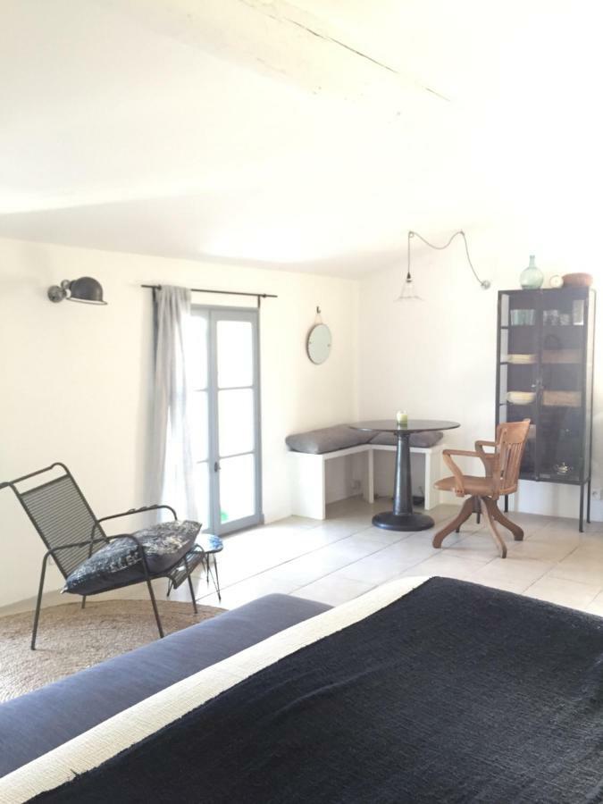 Suite Sur La Sorgue LʼIsle-sur-la-Sorgue Exterior foto